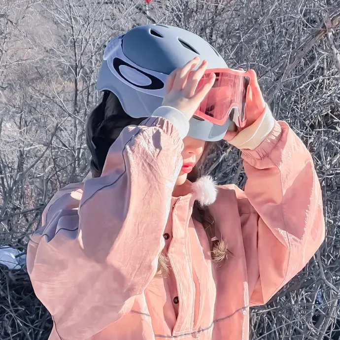 来自火星的恶魔女孩